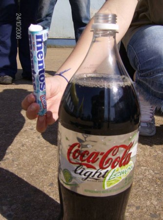 Mentos  Coca-Cola,   (7 )