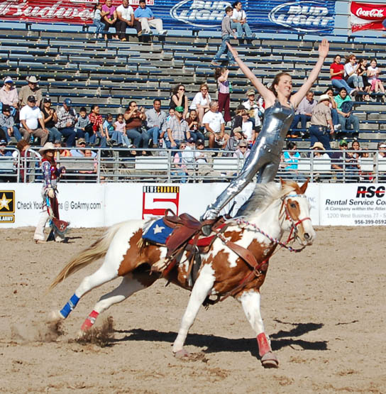 Mercedes Rodeo(Cowgirl Chicks)