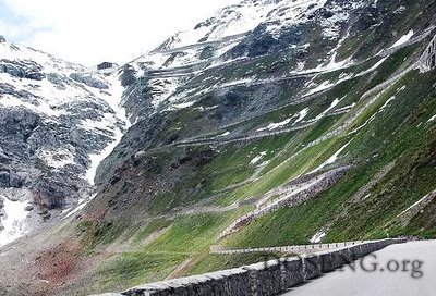 Stelvio Pass 2758     (7  +2 )