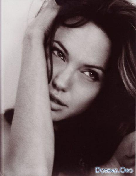 Angelina Jolie (22 )