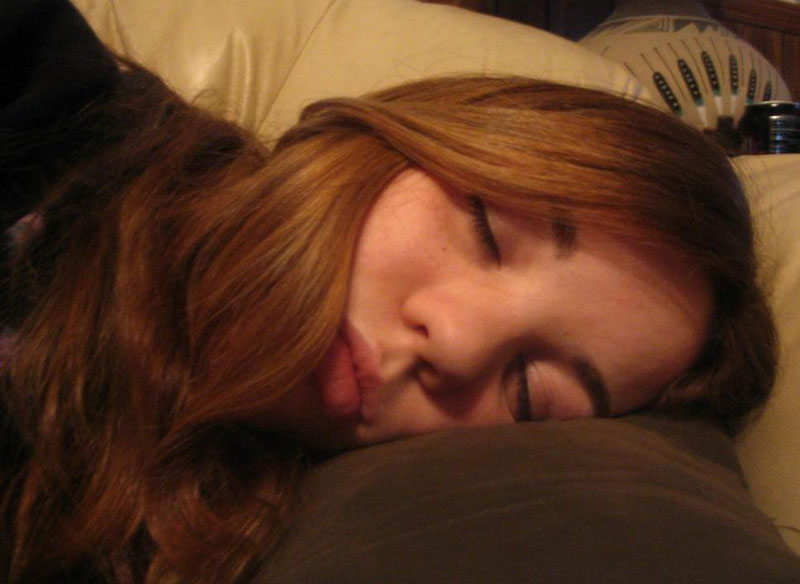 Для любителей понаблюдать за тем как спят девушки. Фотографии спящих…