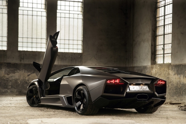    Lamborghini Reventon