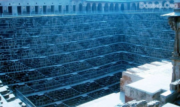   Chand Baori 16 