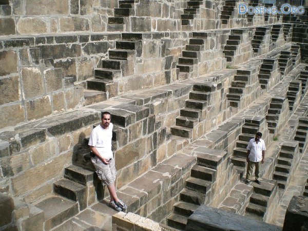   Chand Baori 16 