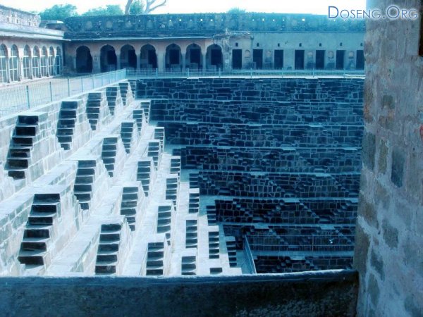   Chand Baori 16 