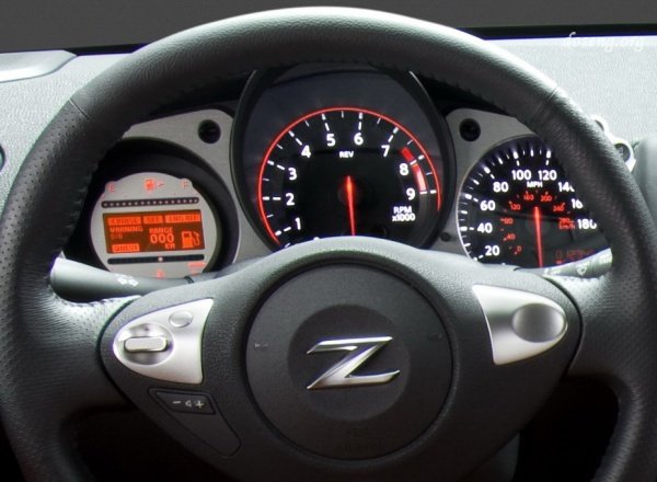    Nissan 370Z