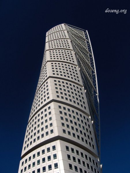  Turning Torso.      (18 )