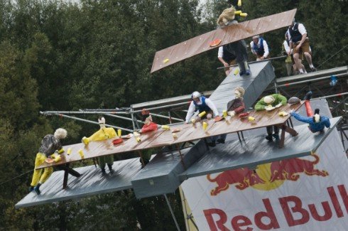 Red Bull Flugtag   (28 )