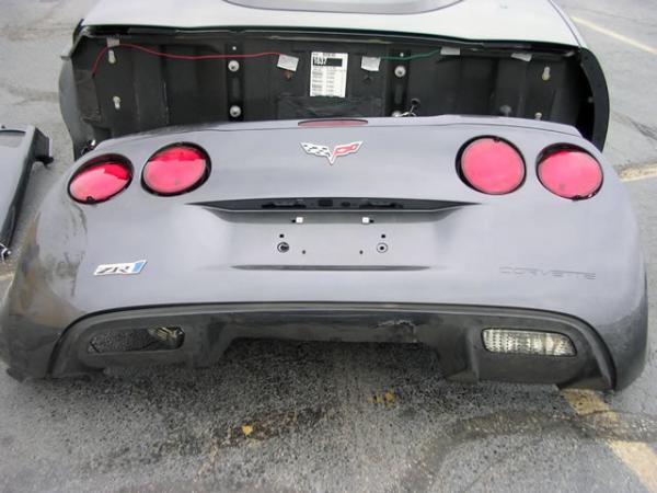 Corvette ZR1  97,5   (28 )
