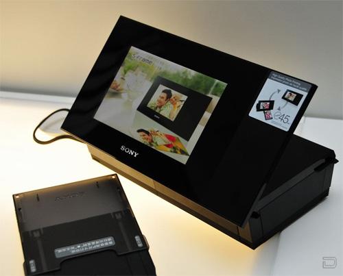 Цифровая фоторамка с принтером от SONY
