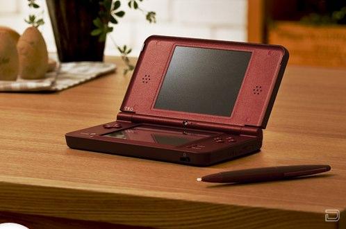  Nintendo DSi LL  4- 