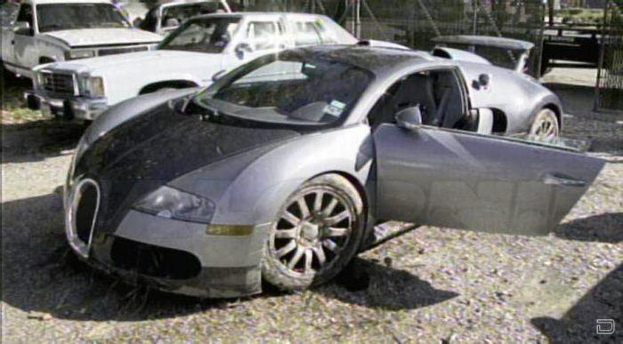  Bugatti Veyron (18 )