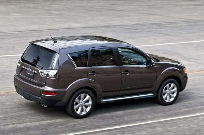 2010 Mitsubishi Outlander GT (33 )