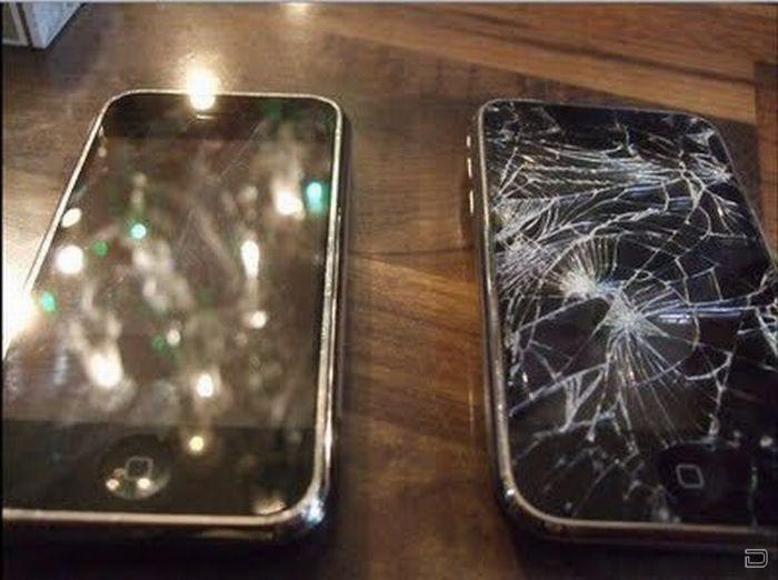 Разбитые iPhone (23 фото)