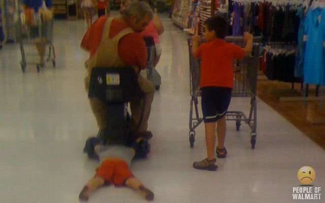 Смешные люди из американских супермаркетов сети Wal-Mart