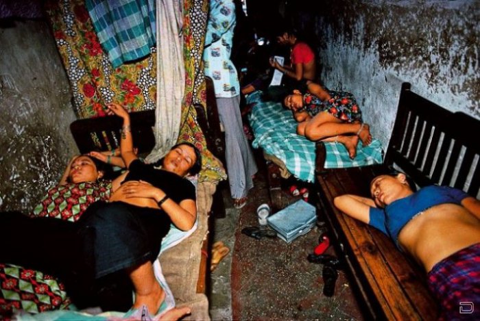 Жизнь индийских проституток 13 фото