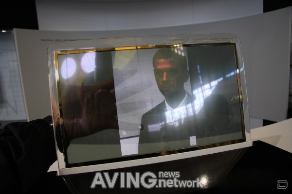 Samsung AMOLED    CeBIT 2010 (4 )