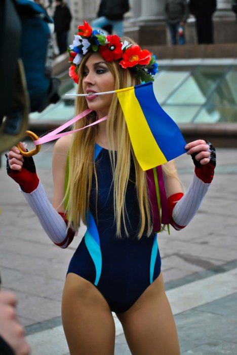   FEMEN "     "