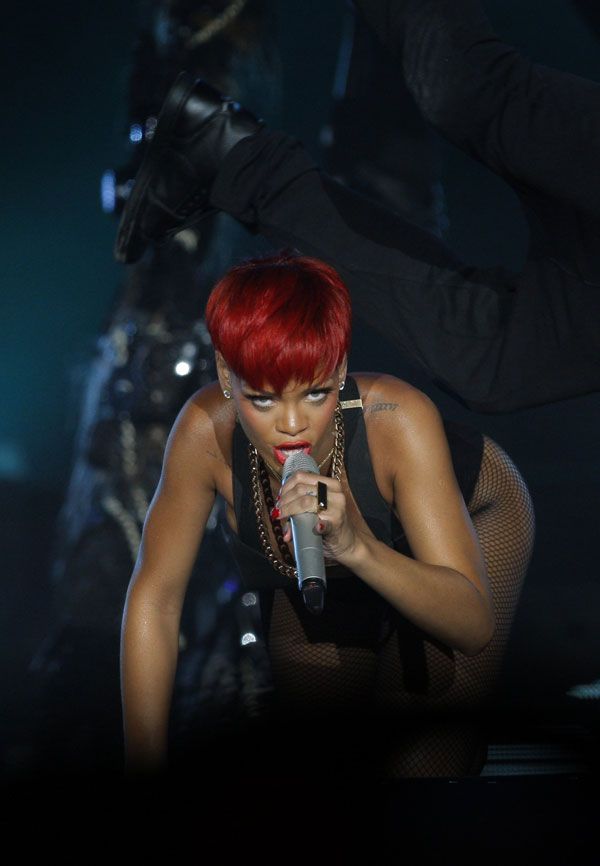 Rihanna (12 )