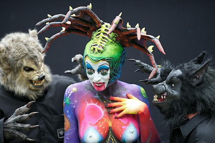   - "World Bodypainting Festival Seeboden 2010"   (70 )