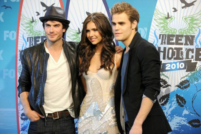    "Teen Choice Awards 2010" (23 )