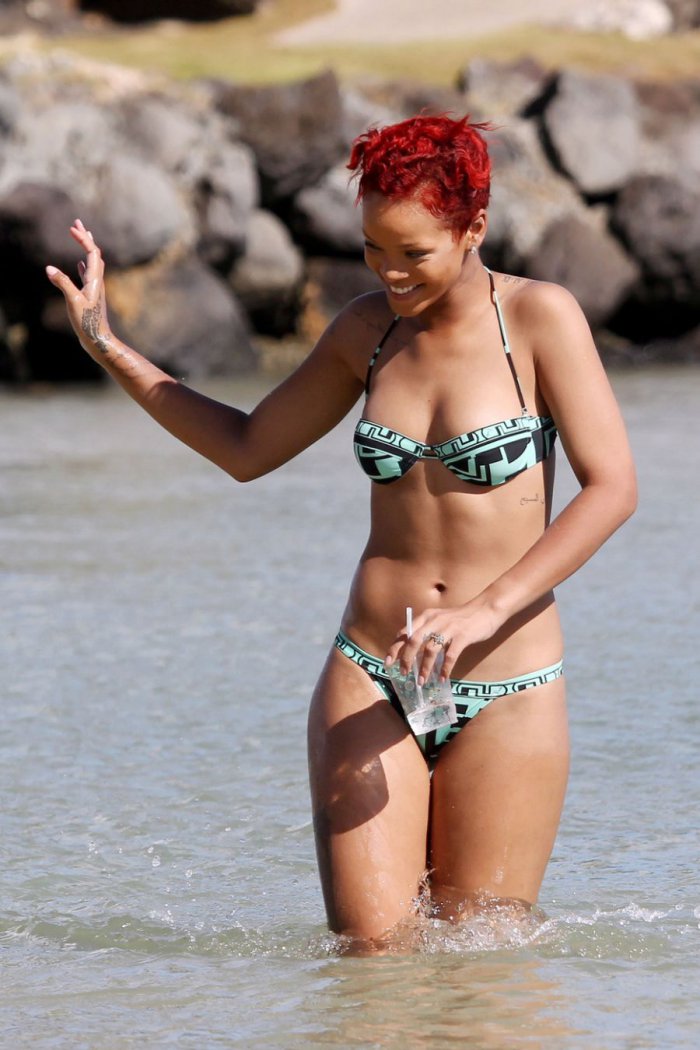 Rihanna   (10 )