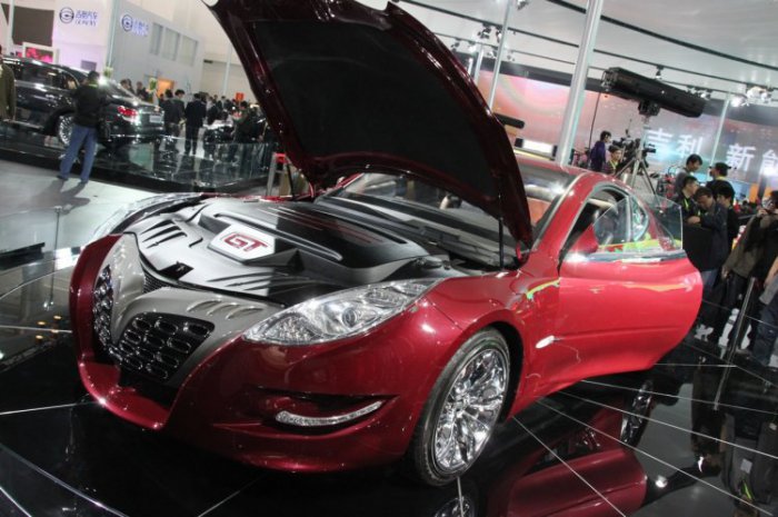 Geely Emgrand GT (12 )