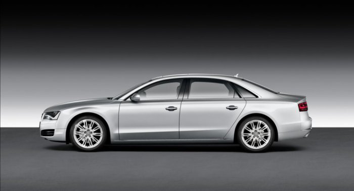 Audi A8 L (21 )