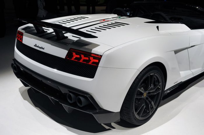  Lamborghini Gallardo LP 570-4 Spyder Performante (60 )