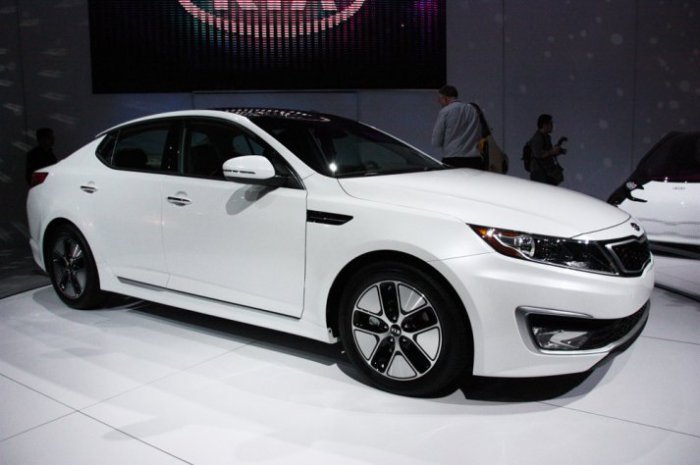  Kia Optima Hybrid -   (3 )