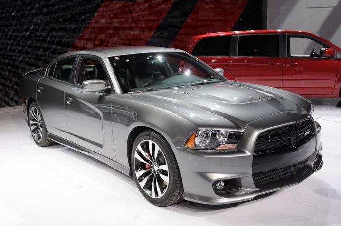 Dodge Charger SRT8