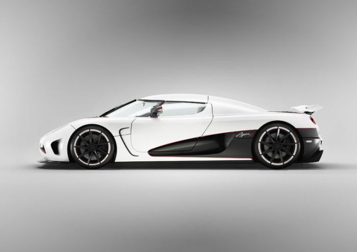  Koenigsegg Agera