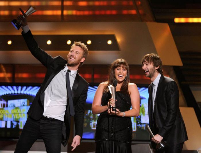   Country Music Awards 2011 (18 )