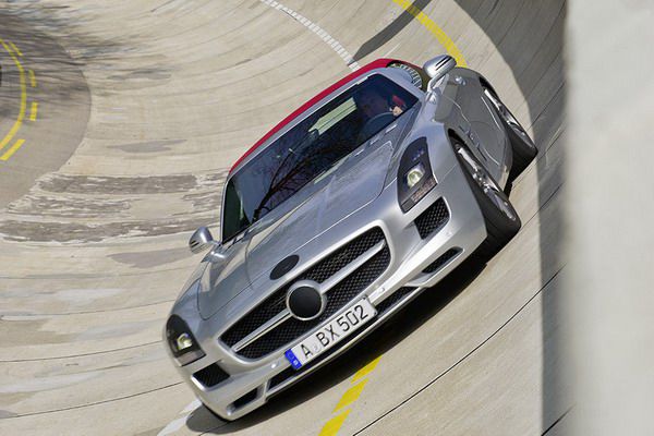 Mercedes SLS AMG Roadster