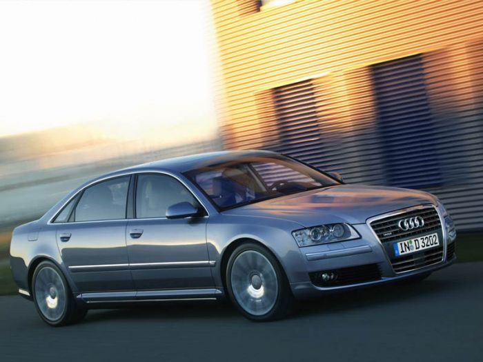 Audi A8L 6.0 Quattro