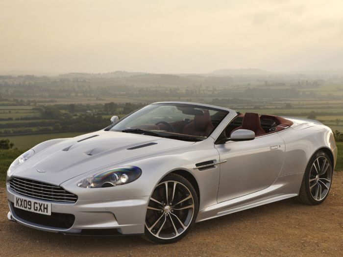 Aston Martin DBS Volante