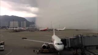 Аэропорт накрыло стихией!