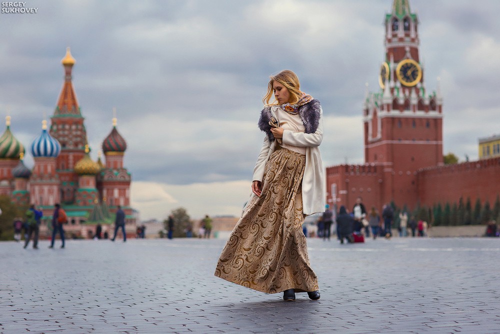 Фото Девушек На Фоне Москвы