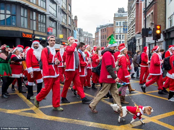  Santacon  