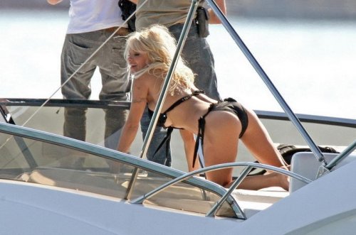 Pamela Anderson (10 )