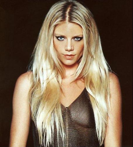   / Peta Wilson