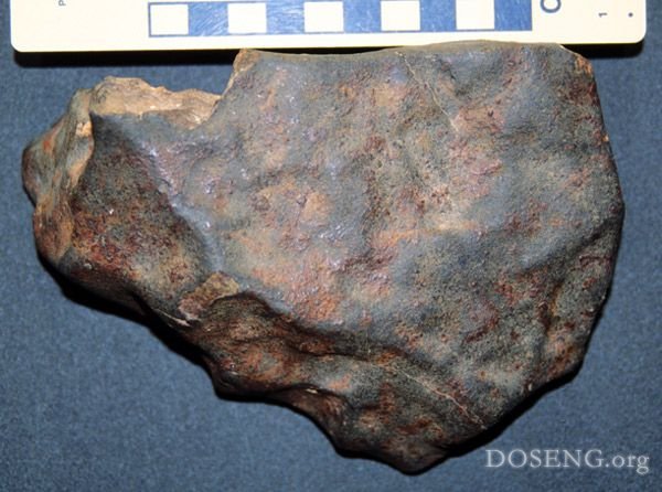 Метеорит проломил богажник (8 фото)