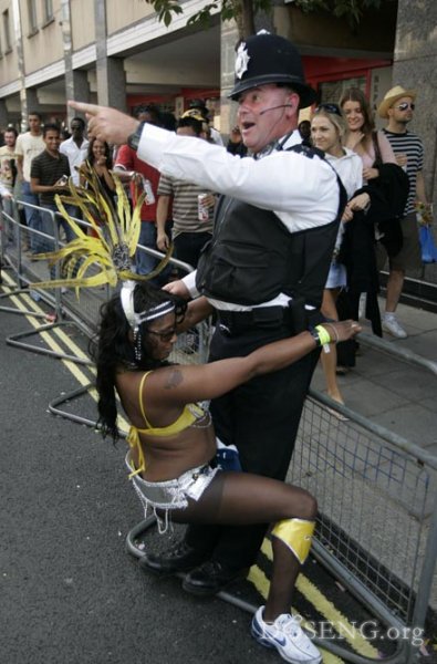 Карнавал в Лондоне завершился кровавым побоищем
