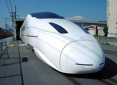 Японские поезда летают как пули