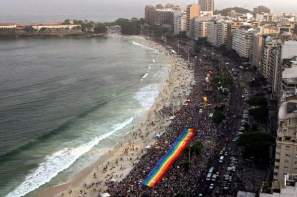 Гей - парад в Бразилии