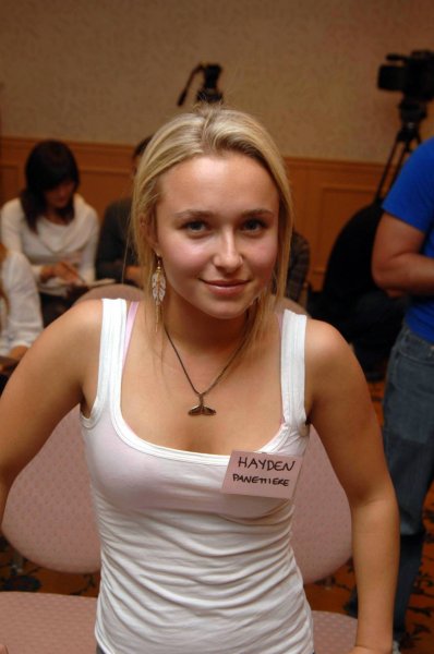 Hayden Panettiere    Save Dolphins and Whales Event   (29 )