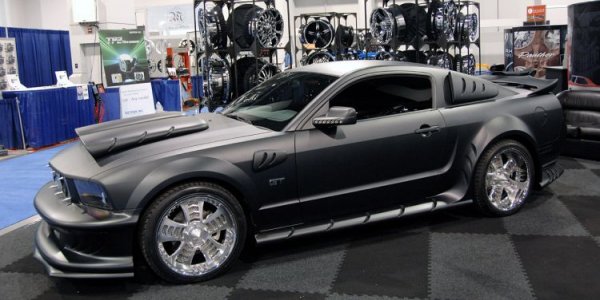   Mustang (3 )