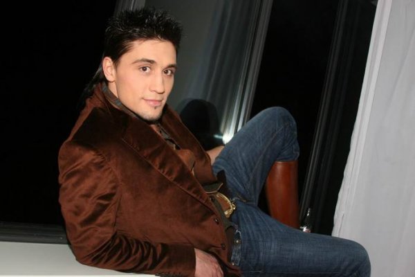   () / Dima Bilan (Photo)