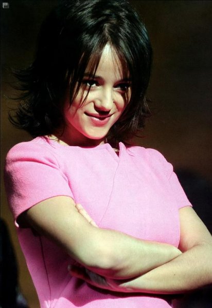  / Alizee (28 )