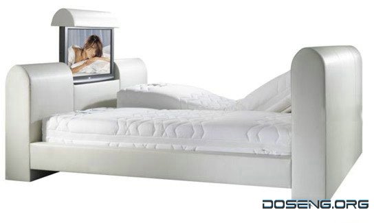 Мультимедийная кровать (2 фото)